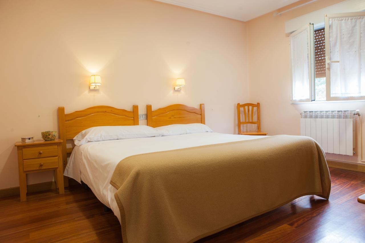 Casa Rural Lagun Etxea Pobes Екстер'єр фото